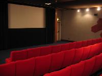 Une salle de projection prive 3